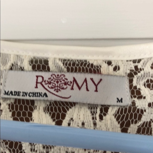 White lace dress ❌SOLD❌ - Picture 3 of 5